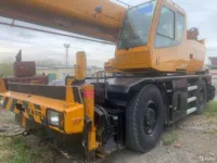 Самоходный кран KATO SR-300L