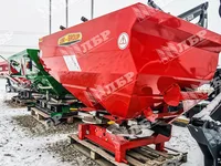 Разбрасыватель удобрений LВR-Grоuр Оzоnе-1000