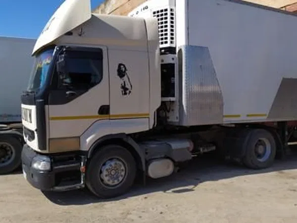 Седельный тягач Renault Premium