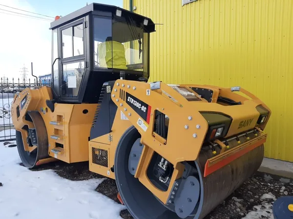 Двухвальцовый каток SANY STR130C-8C