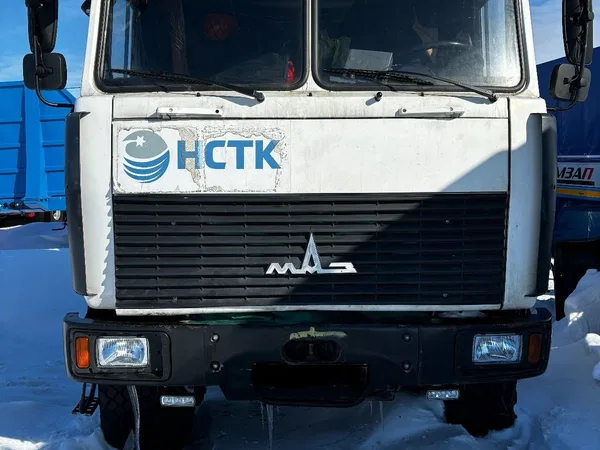 Седельный тягач МАЗ 6425X9-433