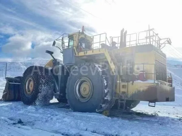 Фронтальный погрузчик Komatsu Фронтальный погрузчик Komatsu WA1200-6