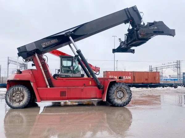Ричстакер Kalmar DRF450-65S5