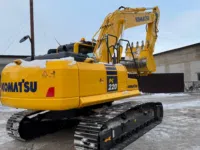 Гусеничный экскаватор Komatsu PC220-8M0