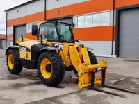 Телескопический погрузчик                                                         JCB                                                     531-70