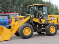Фронтальный погрузчик SDLG 933L