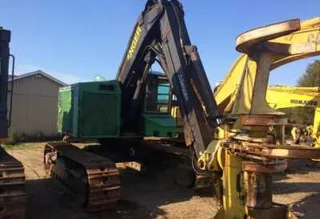 Валочно-пакетирующая техника TimberJack 608B