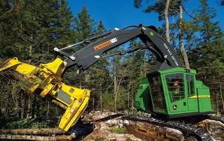 Валочно-пакетирующая техника John Deere E260LC