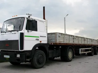 Длинномер МАЗ 5917А2-390