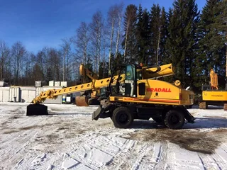 Автоэкскаватор Gradall XL 3300