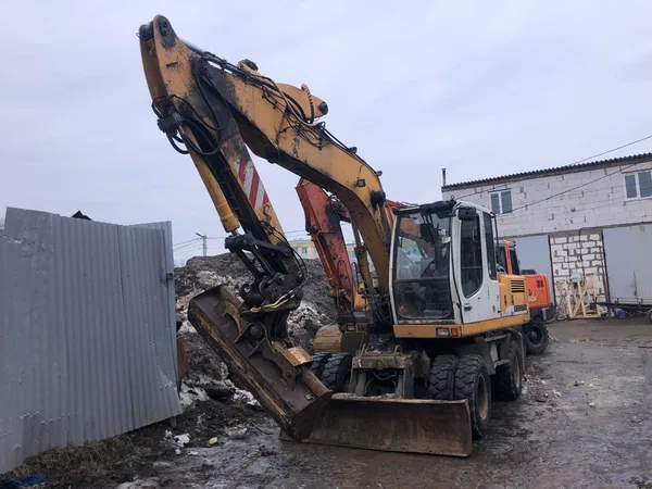 Колесный экскаватор Liebherr a 900