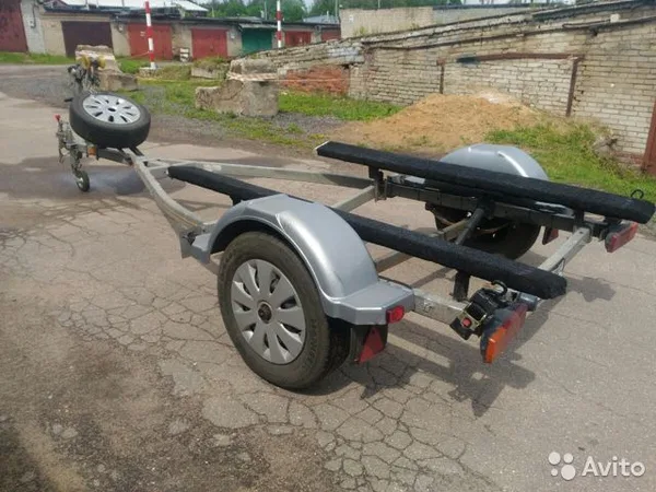 Лодочный прицеп Venture