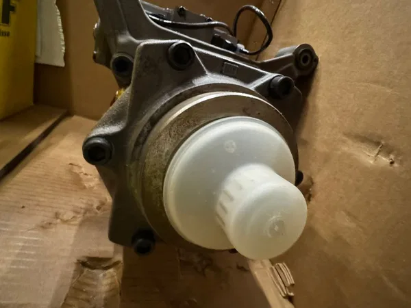 0005026940 Гидронасос Claas