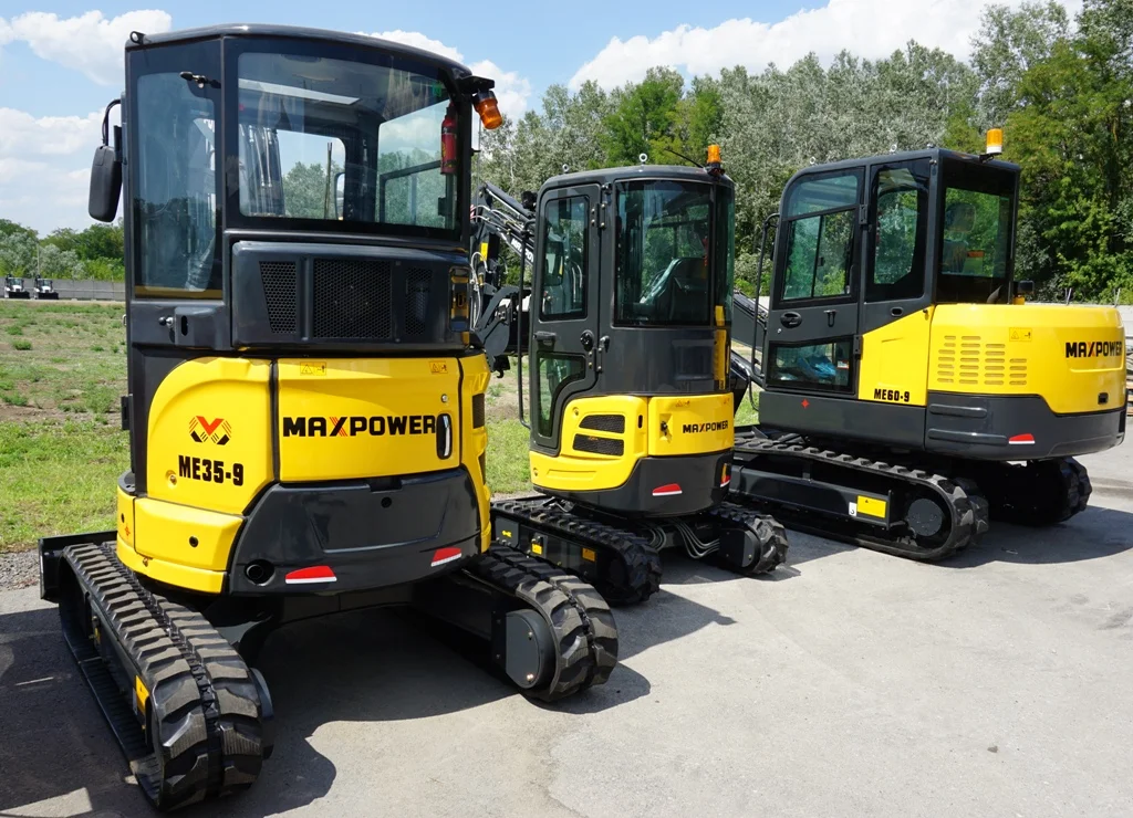 Мини-экскаватор Maxpower ME35.9