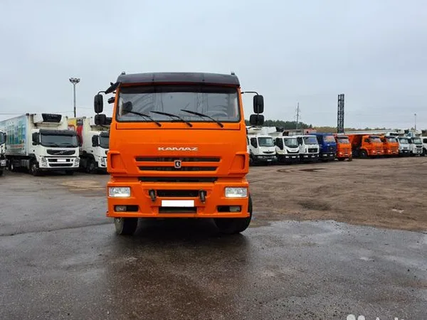 Самосвал КамАЗ 6520