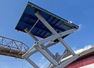 Подъемный стол ТРАНСПРОГРЕСС 2СП 2000
