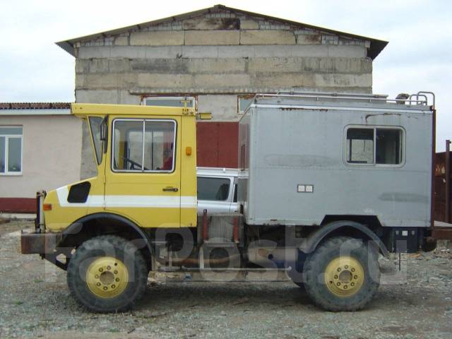 Колесный вездеход Mercedes-Benz Unimog 421
