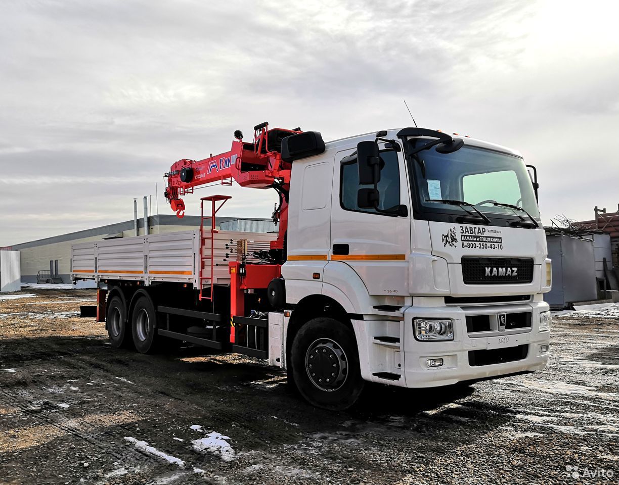 Бортовой грузовик с КМУ КамАЗ 65207 с КМУ Kanglim KS1256
