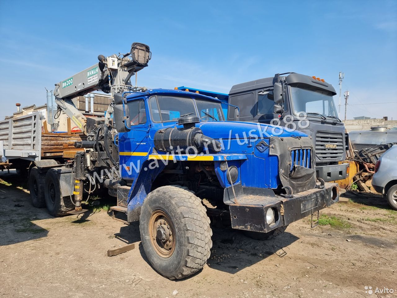 Седельный тягач Урал с КМУ ИФ-300
