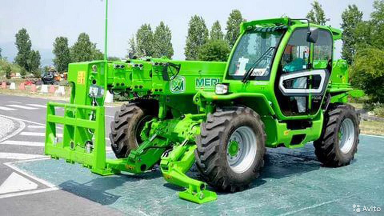 Телескопический погрузчик Merlo P 50.18 HM