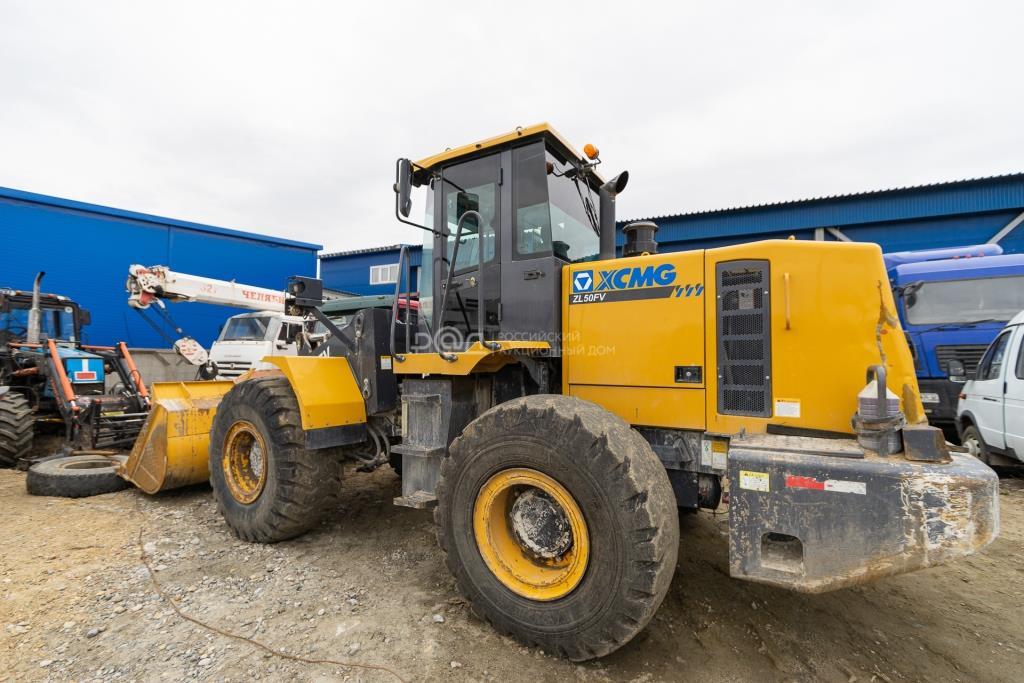 Экскаватор-погрузчик Volvo ХCMG ZL50FV