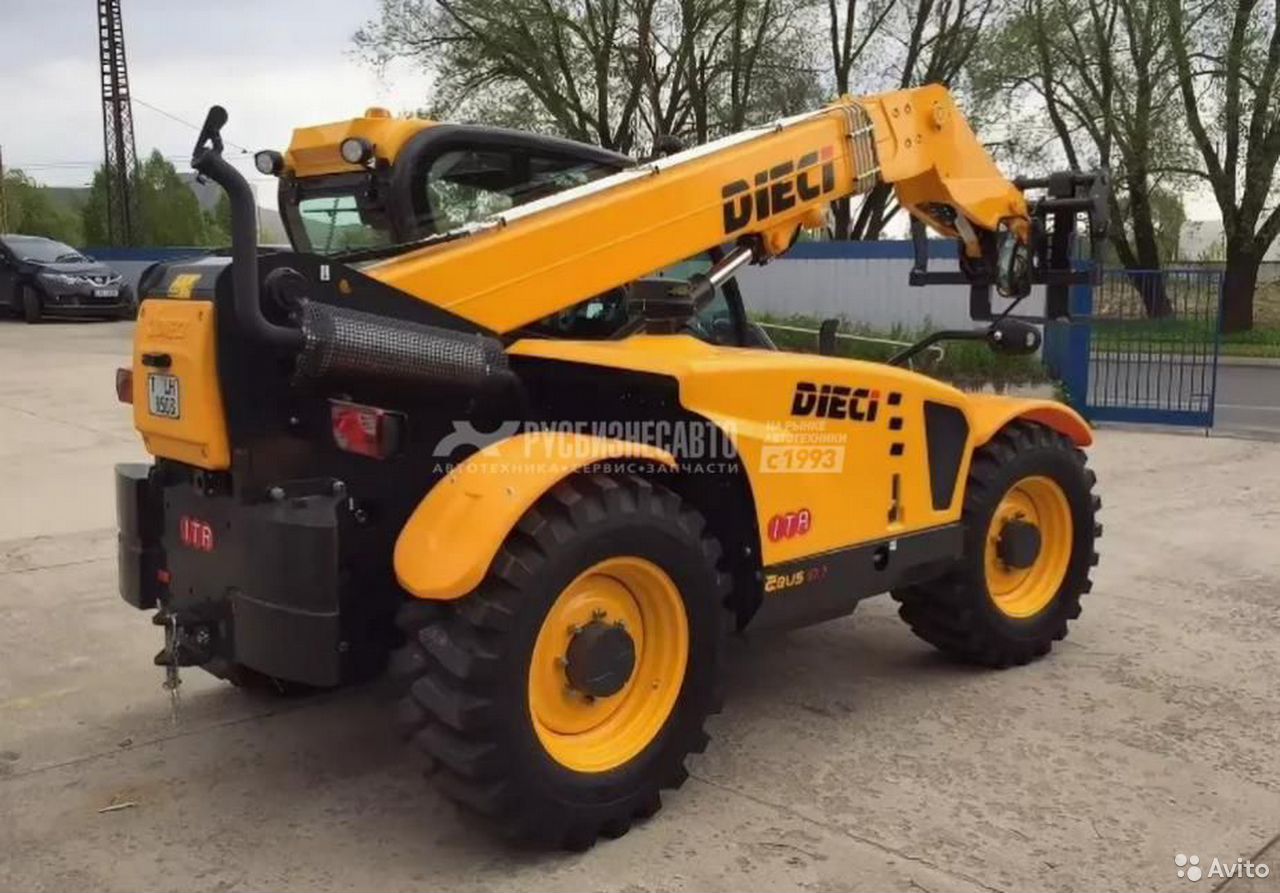 Телескопический погрузчик Dieci Agri Star 38.10