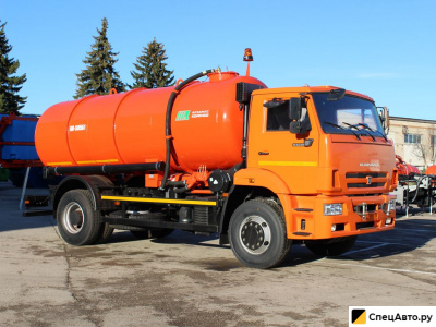 Ассенизатор Коммаш Арзамас КО-505Б1 на шасси КамАЗ 53605